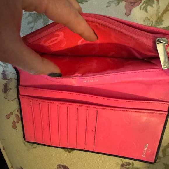 CHANEL Cambon Line Lambskin Long Bifold Wallet black/pink - Picture 8 of 12